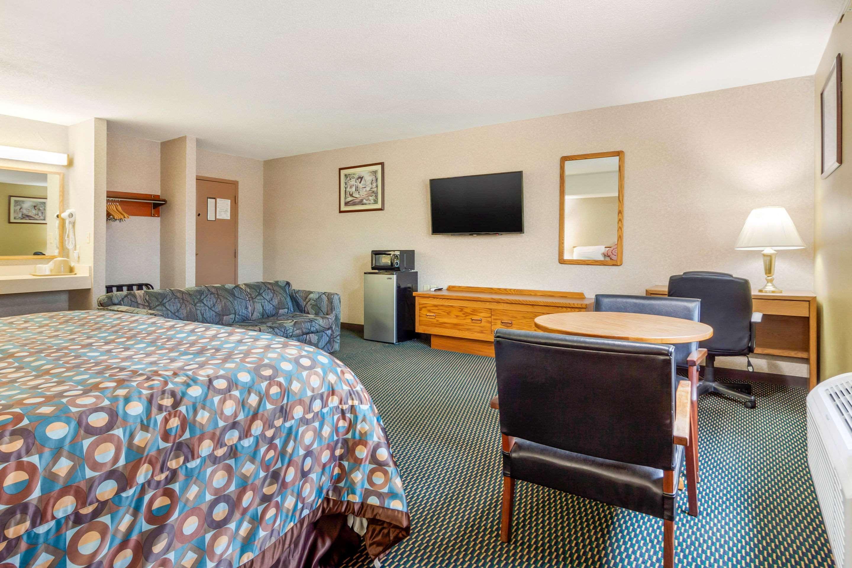 Rodeway Inn Blair Extérieur photo