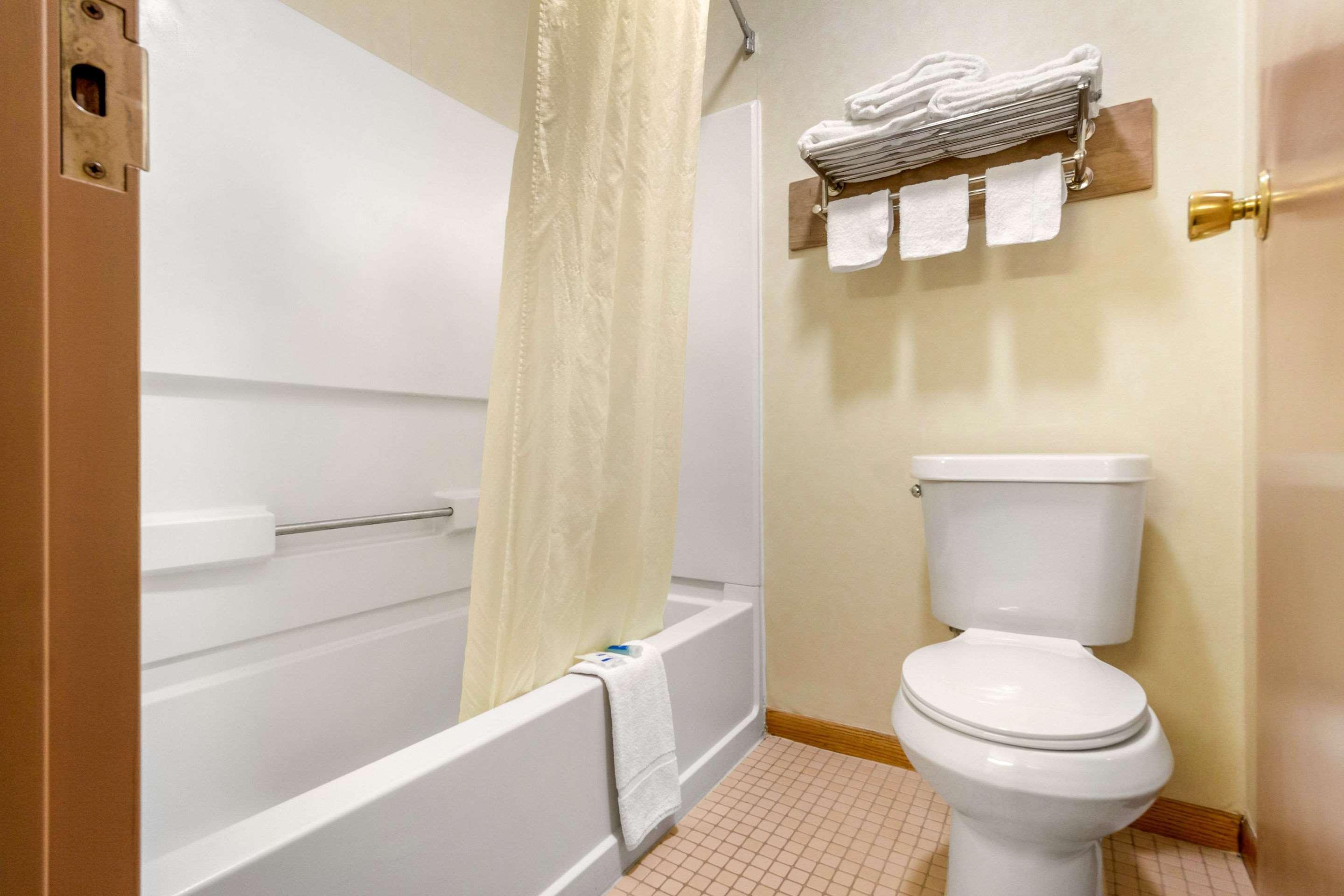 Rodeway Inn Blair Extérieur photo