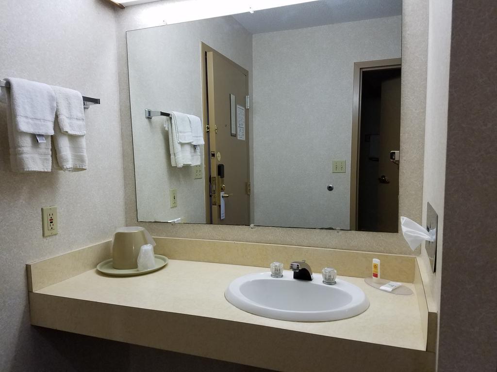Rodeway Inn Blair Extérieur photo